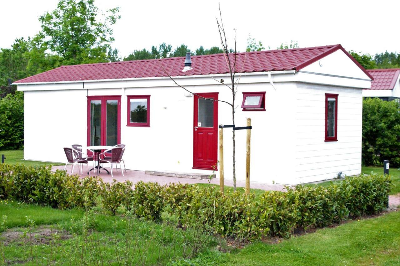 Hofgalow Chalet Op Camping "De Stal" Drijber Εξωτερικό φωτογραφία