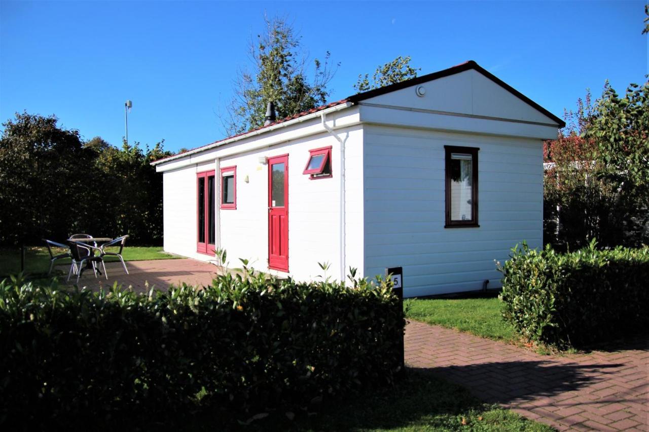 Hofgalow Chalet Op Camping "De Stal" Drijber Εξωτερικό φωτογραφία