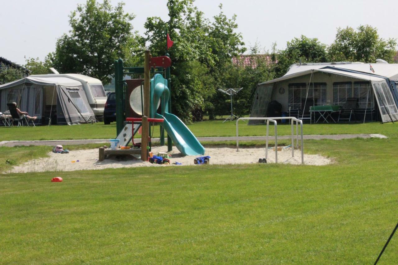 Hofgalow Chalet Op Camping "De Stal" Drijber Εξωτερικό φωτογραφία